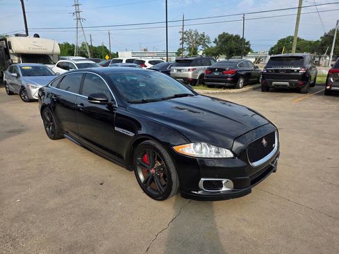 Used 2014 Jaguar XJ R LWB RWD image 3