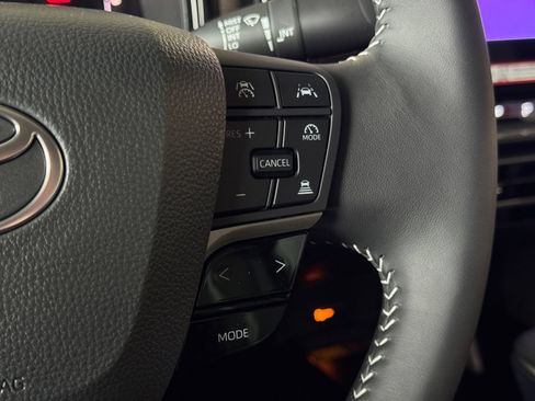 New 2026 Toyota Camry SE FWD image 31