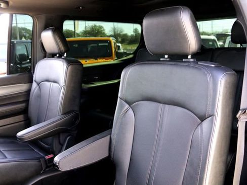 Used 2023 Jeep Wagoneer Series II w/ Convenience Group I image 24