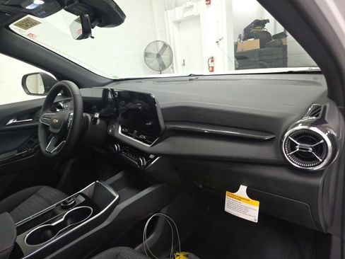 New 2026 Chevrolet Equinox LT w/ Safety and Technology Package image 29