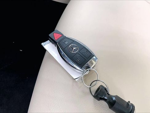 Used 2015 Mercedes-Benz GLA 250 4MATIC image 15