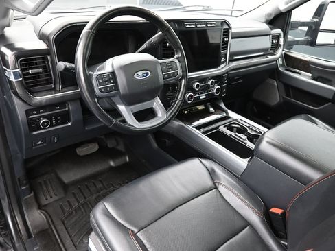 Used 2023 Ford F250 Lariat w/ Lariat Ultimate Package AWD/4WD image 22