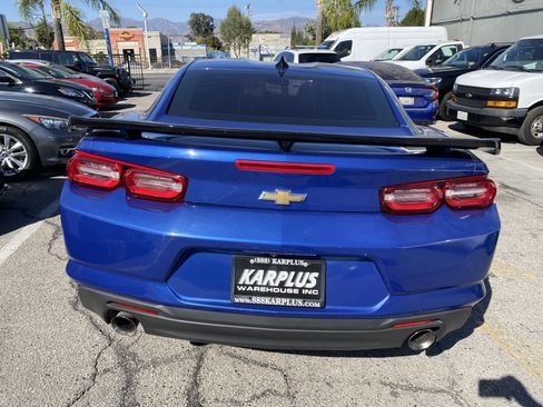 Used 2016 Chevrolet Camaro LT w/ RS Package RWD image 8