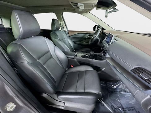 Certified 2023 Nissan Rogue SV w/ SV Premium B Package FWD image 28