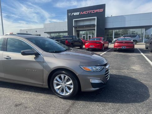 Used 2023 Chevrolet Malibu LT w/ Driver Confidence Package FWD image 10