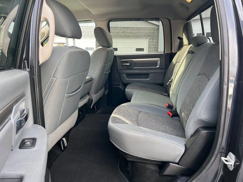 Used 2015 RAM 2500 SLT w/ Luxury Group image 16