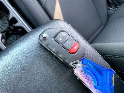 Used 2021 Jeep Wrangler Unlimited Sahara w/ Dual Top Group image 27