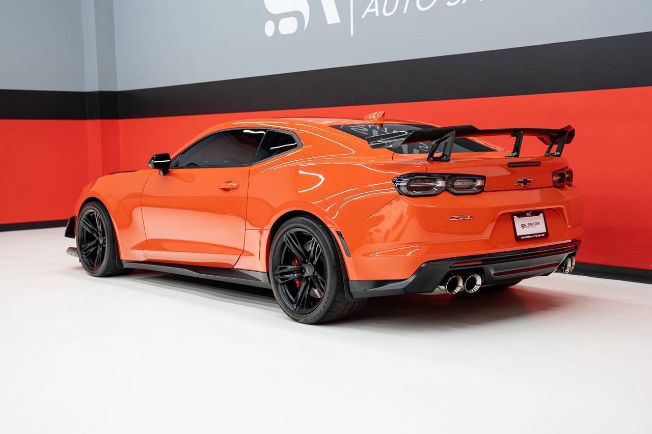 Used 2019 Chevrolet Camaro ZL1 RWD image 23