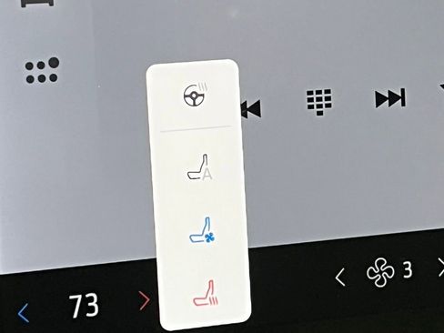 Used 2025 Ford Explorer Platinum w/ Ultimate Package image 21