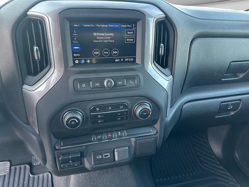Used 2022 Chevrolet Silverado 2500 Custom w/ Custom Value Package AWD/4WD image 12