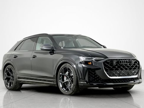 New 2026 Audi RS Q8 performance image 2