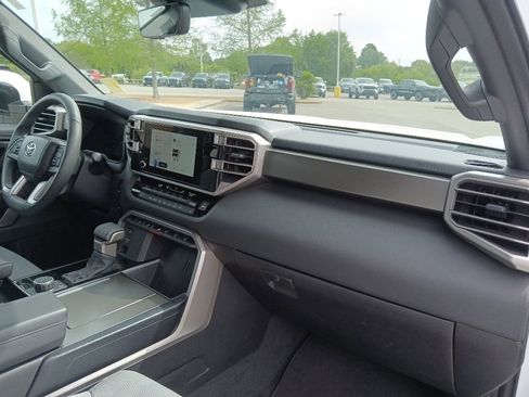Used 2025 Toyota Sequoia SR5 RWD image 34