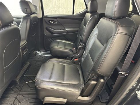 Used 2020 Chevrolet Traverse LT w/ LPO, Floor Liner Package image 12