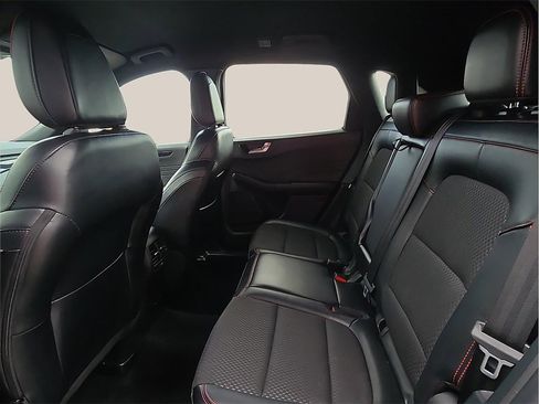 Used 2023 Ford Escape ST-Line image 9