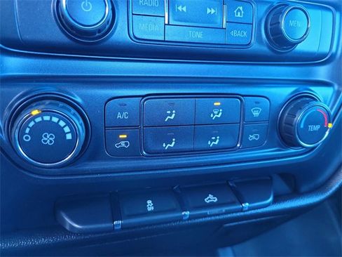 Used 2017 Chevrolet Silverado 1500 W/T image 15