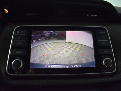 Used 2018 Nissan Kicks SV FWD image 21