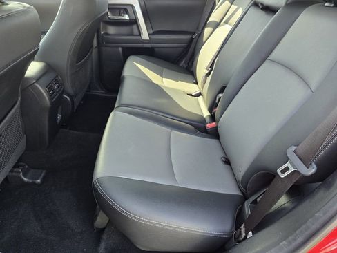 Used 2024 Toyota 4Runner SR5 Premium AWD/4WD image 31
