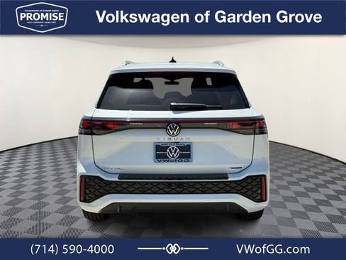 New 2026 Volkswagen Tiguan SEL R-Line AWD/4WD image 6