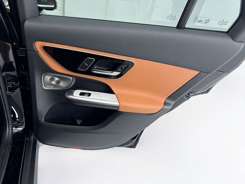 Certified 2026 Mercedes-Benz GLC 300 image 26