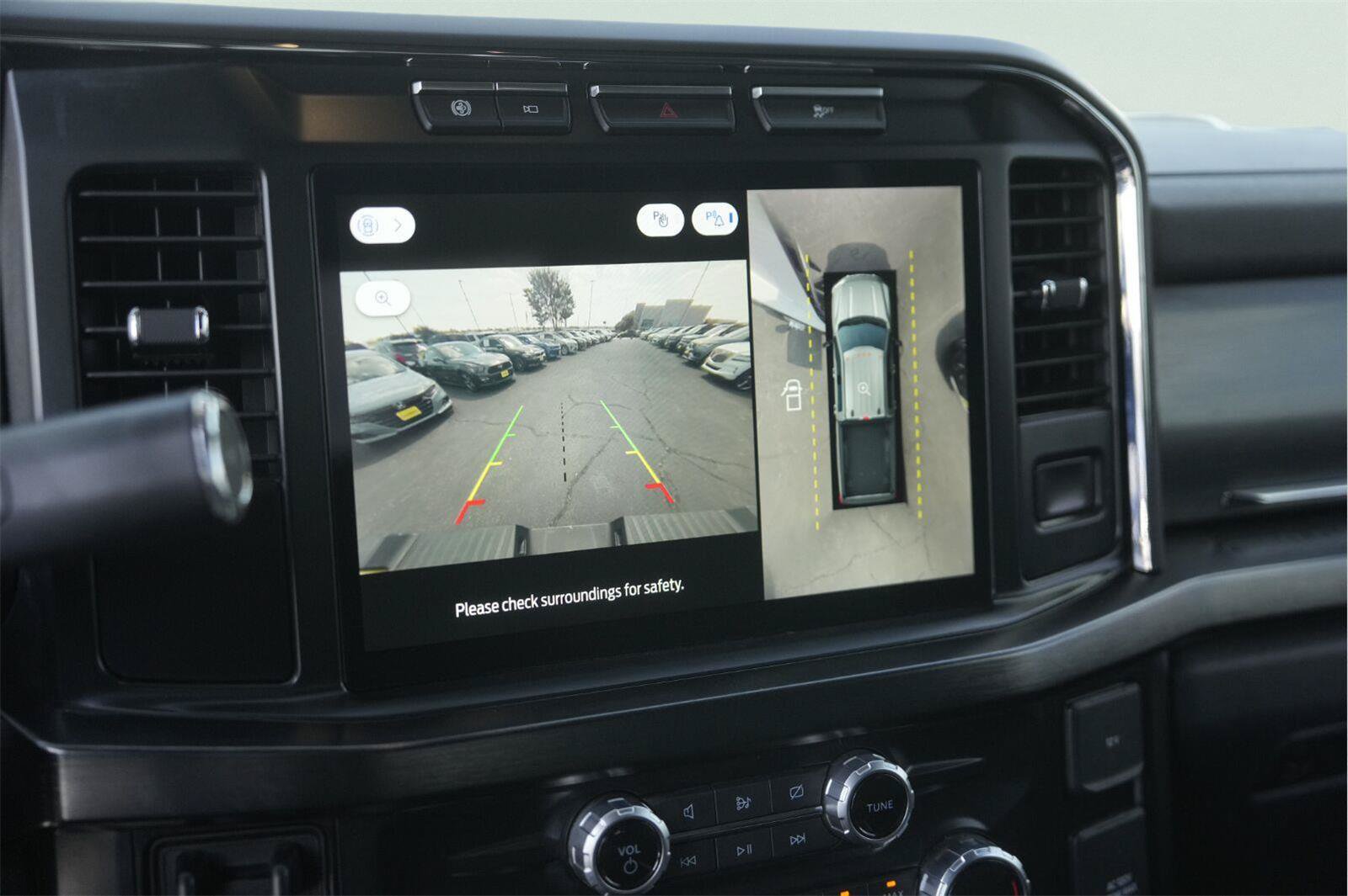 Used 2023 Ford F450 Lariat w/ Camper Package AWD/4WD image 28