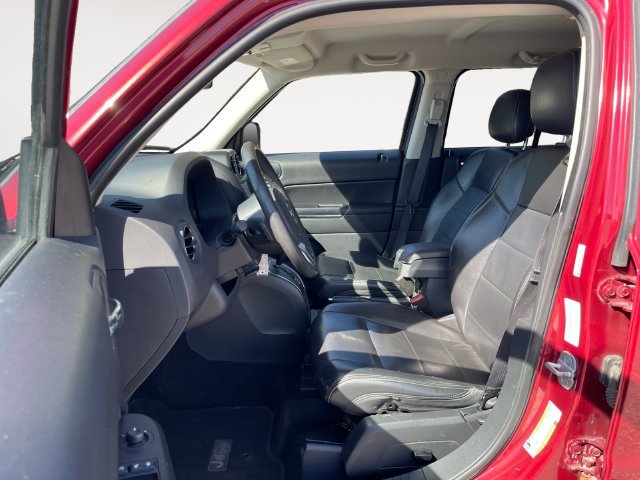Used 2013 Jeep Patriot Limited FWD image 9