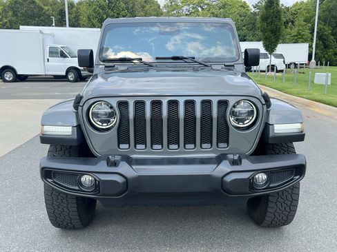 Used 2019 Jeep Wrangler Unlimited Sahara AWD/4WD image 5
