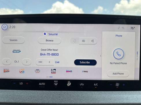 Certified 2025 Ford Maverick XLT w/ Equipment Group 302A AWD/4WD image 25