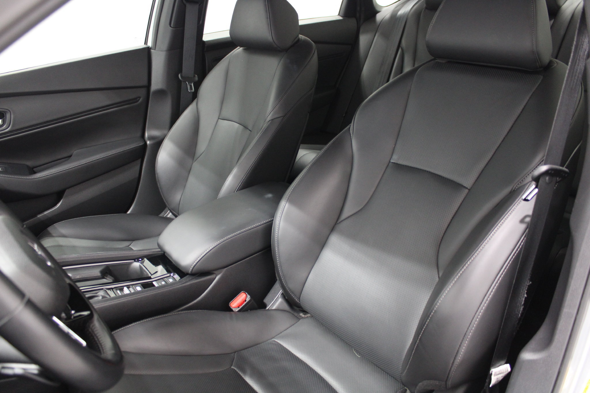 Used 2024 Honda Accord Sport image 14