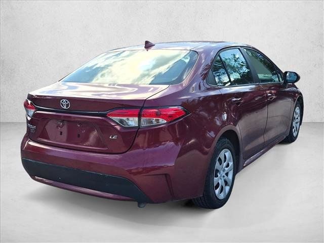 Used 2022 Toyota Corolla LE FWD image 5