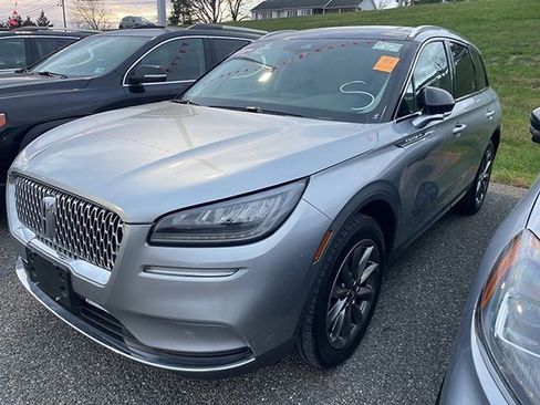 Certified 2022 Lincoln Corsair AWD w/ Premium Package image 3