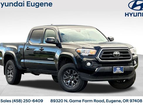 Used 2021 Toyota Tacoma SR5 image 1