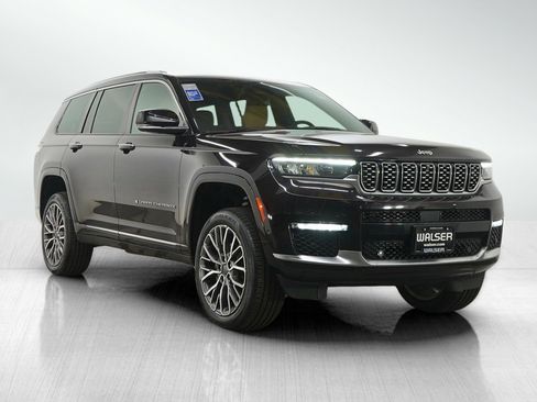 Used 2022 Jeep Grand Cherokee L Summit image 7
