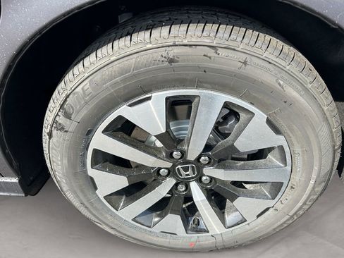New 2026 Honda Odyssey EX-L image 14