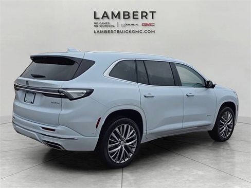 New 2026 Buick Enclave Avenir w/ Super Cruise Package image 5