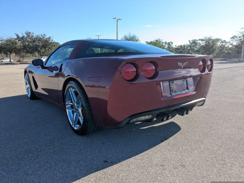 Used 2006 Chevrolet Corvette Coupe w/ Preferred Equipment Group image 34