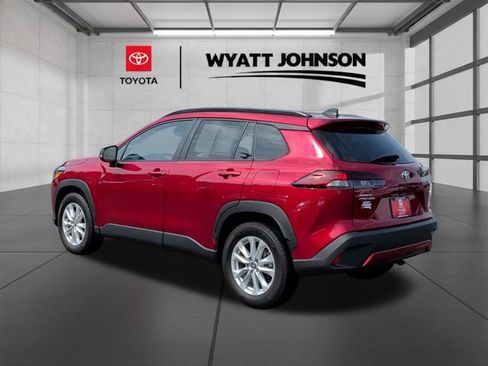 Certified 2026 Toyota Corolla Cross LE FWD image 3