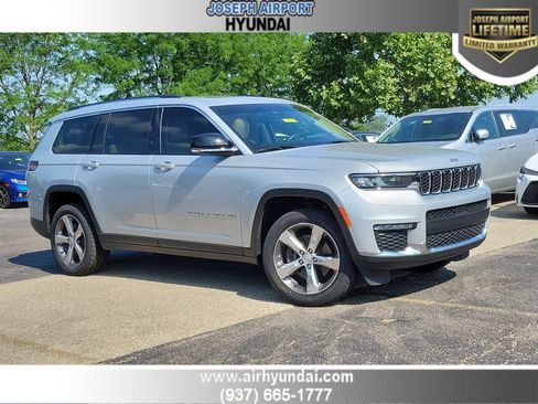 Used 2022 Jeep Grand Cherokee L Limited AWD/4WD image 1