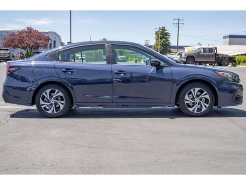 Used 2025 Subaru Legacy Premium AWD/4WD image 2