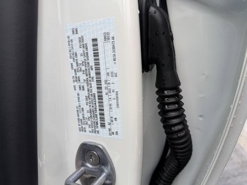 New 2025 Ford Escape SE image 36