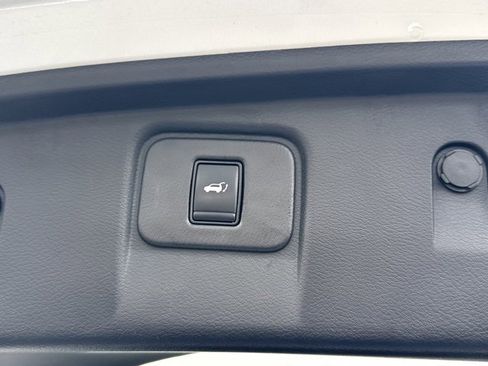 Certified 2024 Nissan Murano Platinum w/ Cargo Package image 19