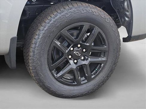 New 2026 Chevrolet Silverado 1500 Custom AWD/4WD image 10