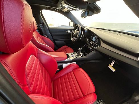 New 2025 Alfa Romeo Giulia image 12