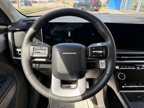 Used 2025 Hyundai Santa Fe SEL image 18