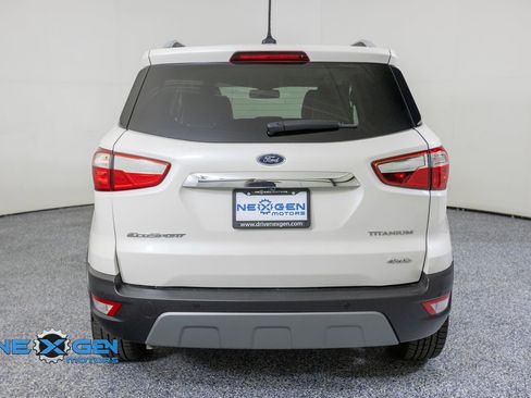 Used 2018 Ford EcoSport Titanium w/ Titanium Cold Weather Package AWD/4WD image 6