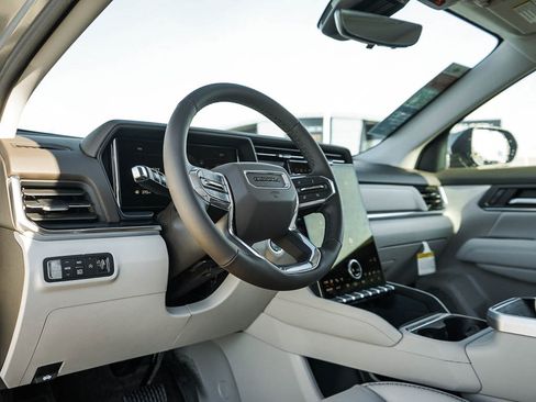 New 2026 GMC Terrain Denali w/ LPO, Floor Liner Package image 19