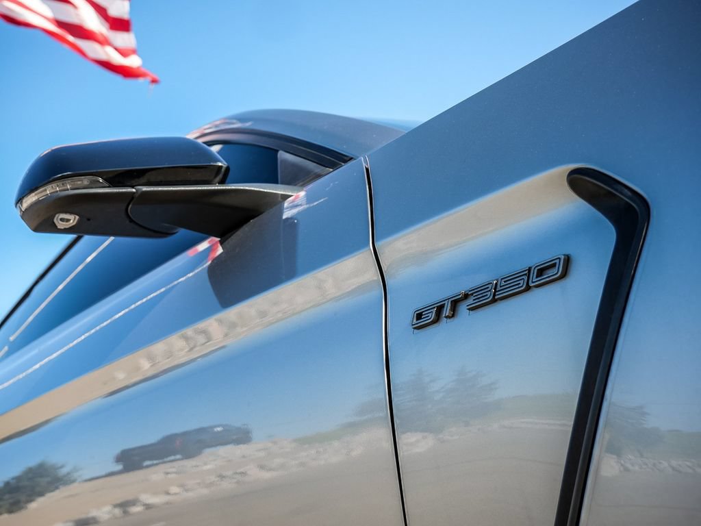 Used 2020 Ford Mustang Shelby GT350 w/ Technology Package RWD image 10