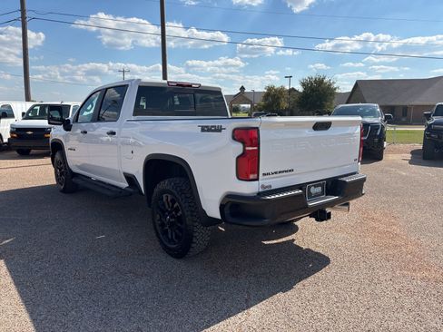 New 2026 Chevrolet Silverado 2500 LT w/ Trail Boss Package image 4