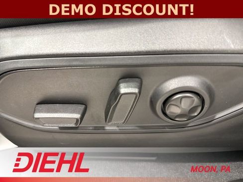 New 2025 Jeep Grand Cherokee Laredo X w/ Luxury Tech Group I image 20