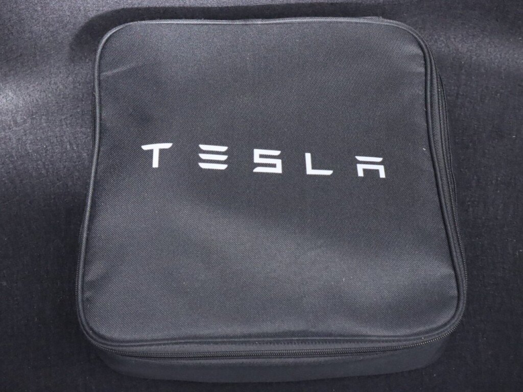 Used 2020 Tesla Model 3 Long Range AWD/4WD image 33