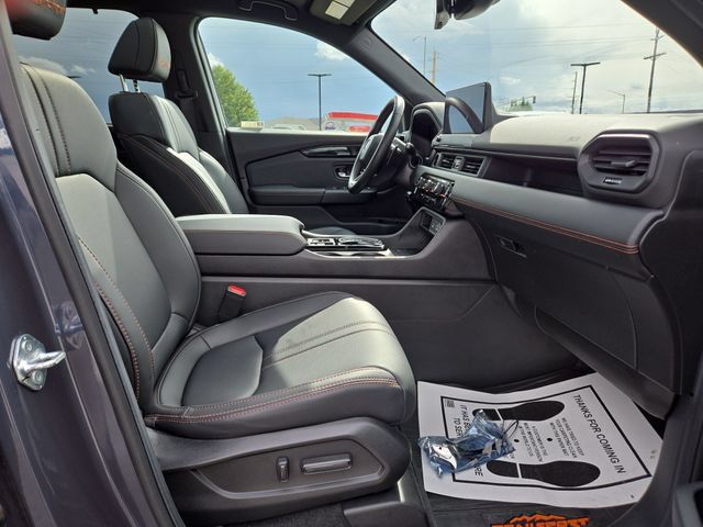Used 2026 Honda Pilot TrailSport image 38